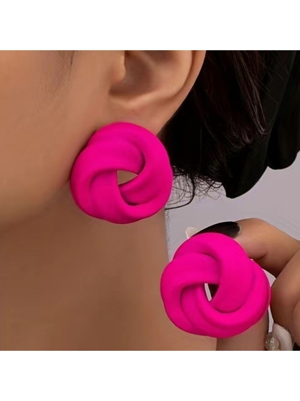 Hot Pink Hollow Knotted Stud Pierced Earrings